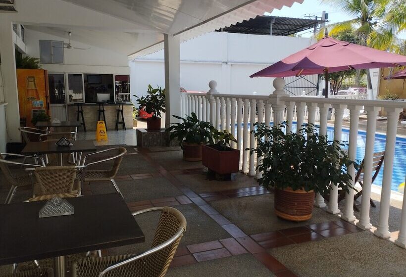 هتل Casa Quinta Marbella