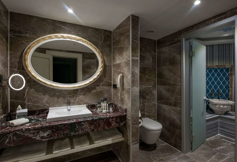 هتل Doubletree By Hilton  Elazig