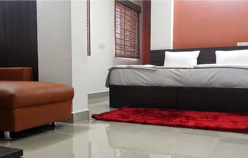 فندق Ebenezer Suites