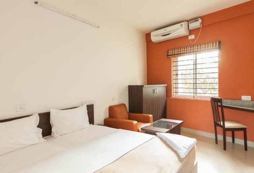 فندق Ebenezer Suites