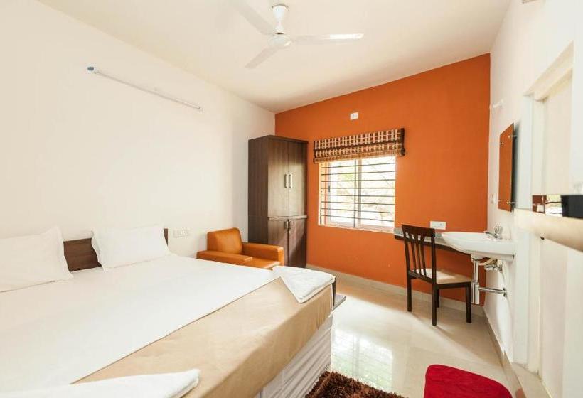 فندق Ebenezer Suites