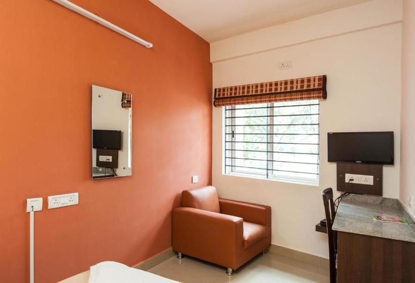 فندق Ebenezer Suites