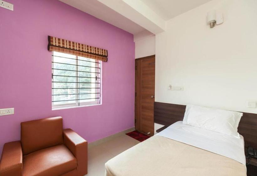 فندق Ebenezer Suites