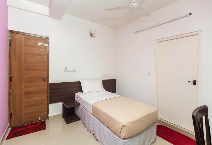 فندق Ebenezer Suites