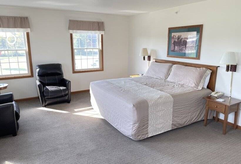 فندق Farmstead Inn And Conference Center