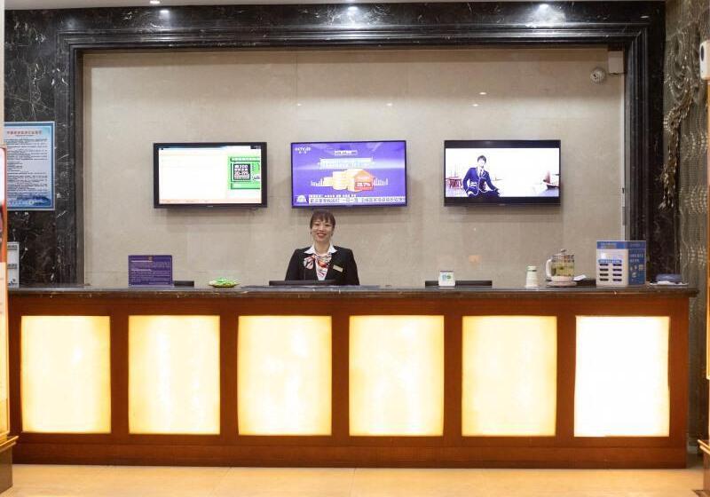 Otel Greentree Inn Hubei Shiyan Shanghai Road Business