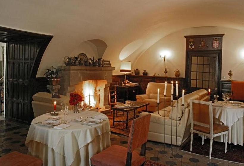 Hotel Hostellerie De La Commanderie