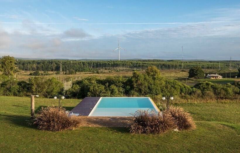 هتل Hostería La Bordona