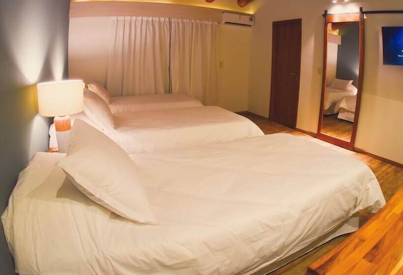 فندق Hostería La Bordona