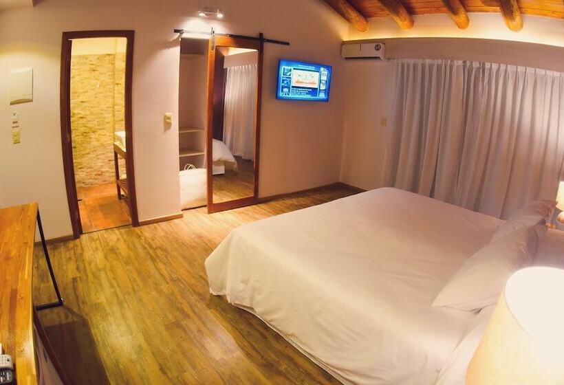 فندق Hostería La Bordona