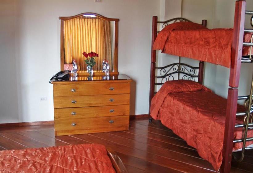 ホテル Humming Bird Ecuador