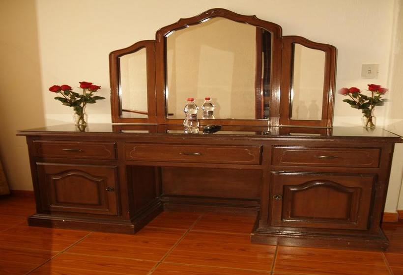 ホテル Humming Bird Ecuador