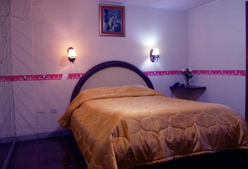 ホテル Humming Bird Ecuador