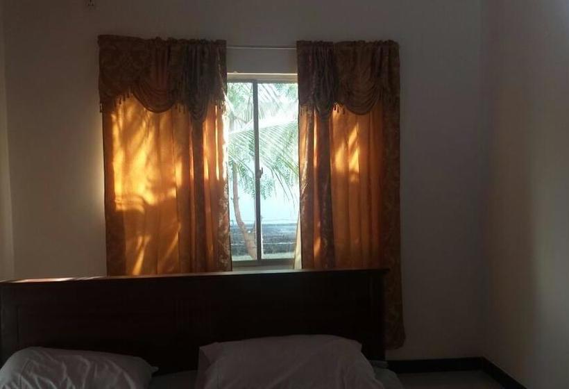 فندق Island Breeze Inn