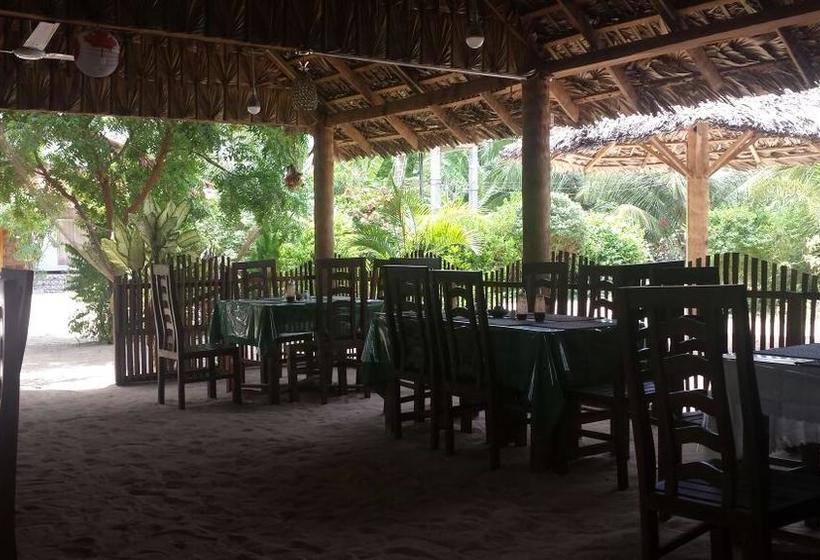 فندق Island Breeze Inn