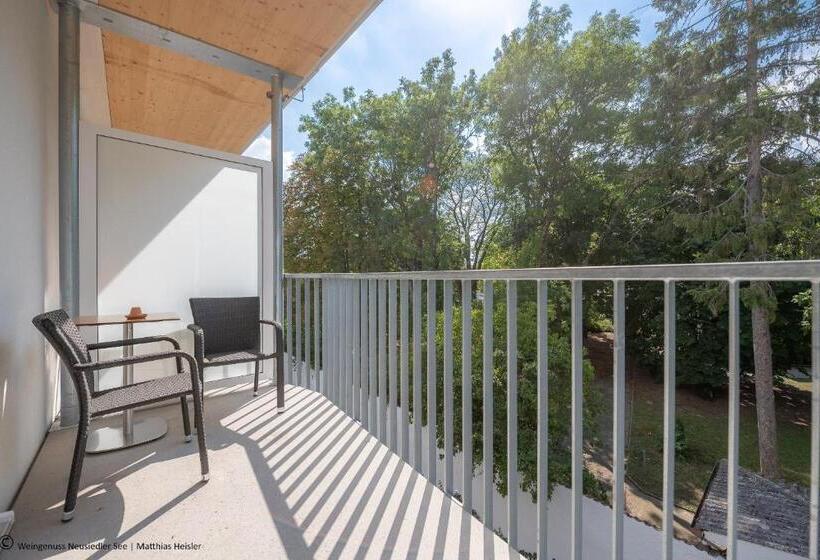 Отель Katamaran