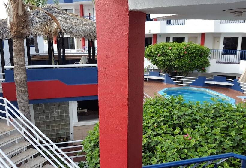 ホテル Mediterraneo