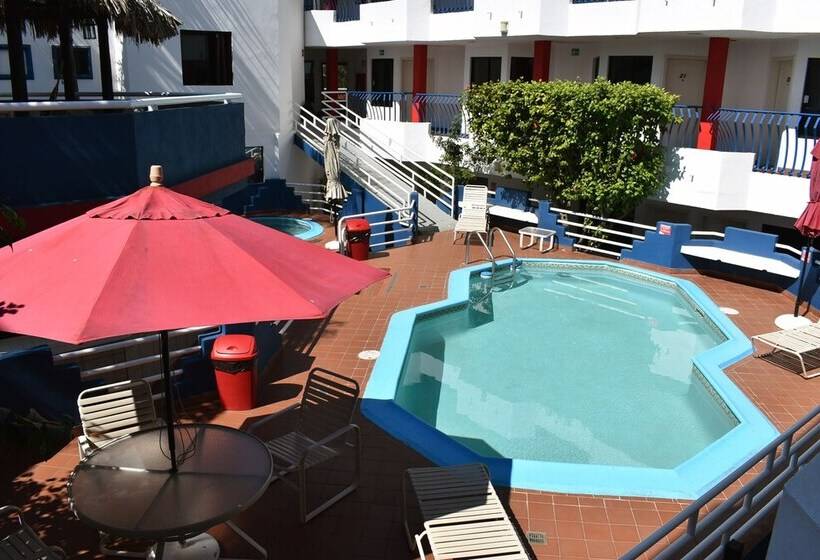 ホテル Mediterraneo