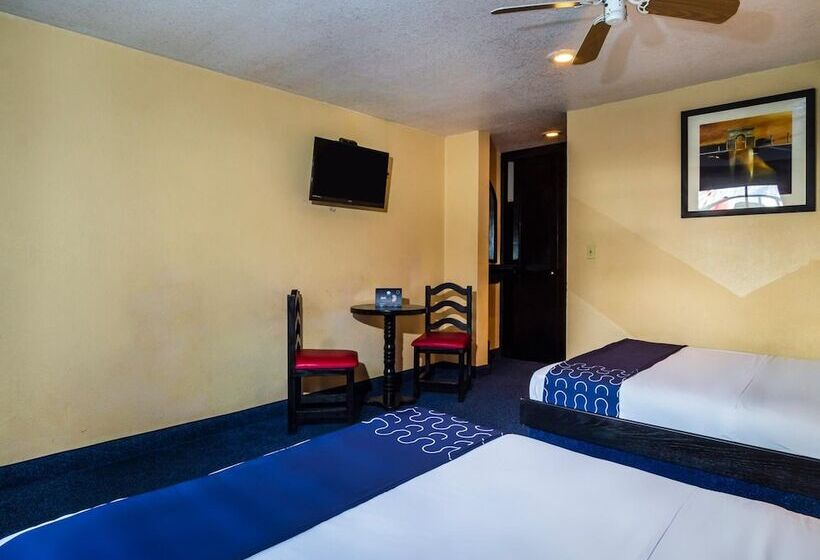 ホテル Mediterraneo