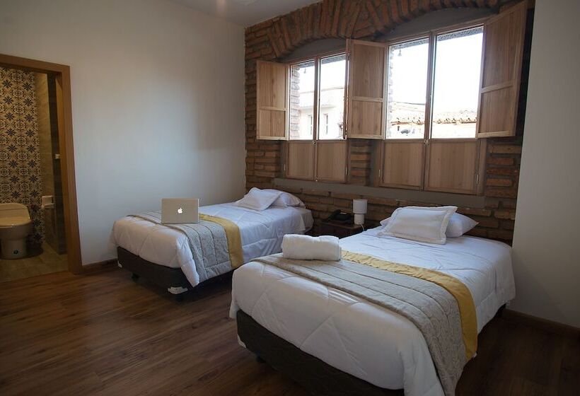 هتل San Rocke House