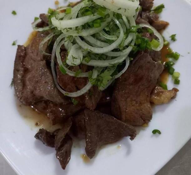 ホテル Shokhjakhon