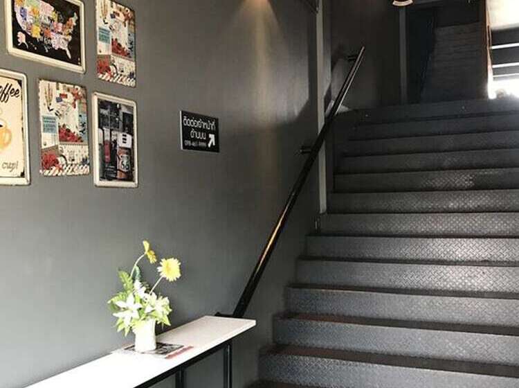 ホテル Takuapa Station