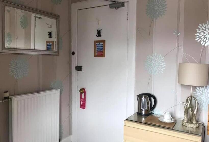 בית מלון כפרי The Stag Head