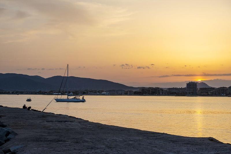 ホテル Unique Hôtel Résidence & Spa