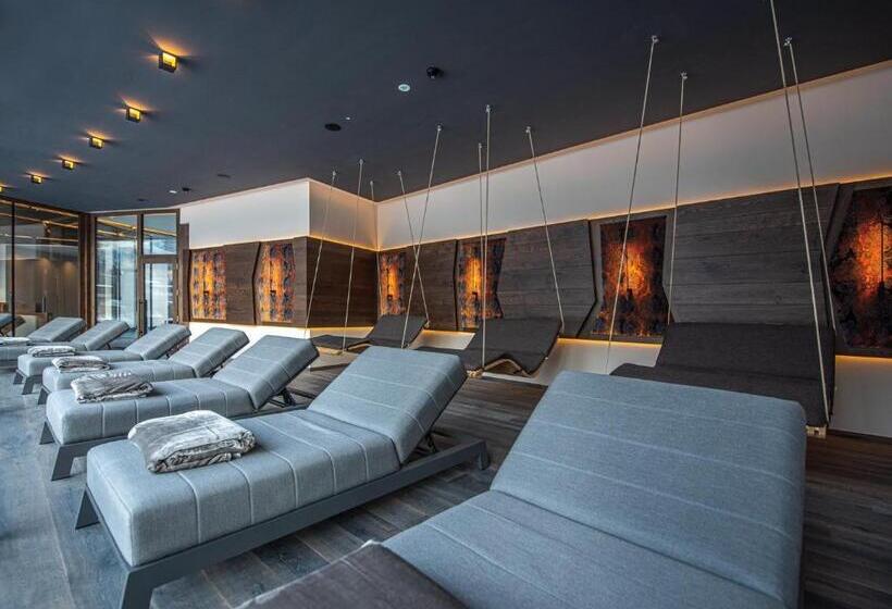 Leitgam Luxury Hotel For Two