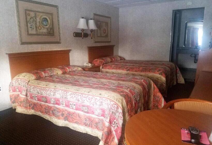 فندق على الطريق Travelers Lodge