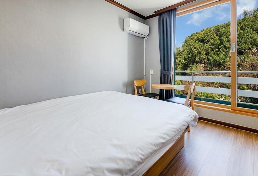 מוטל Yangyang Eight