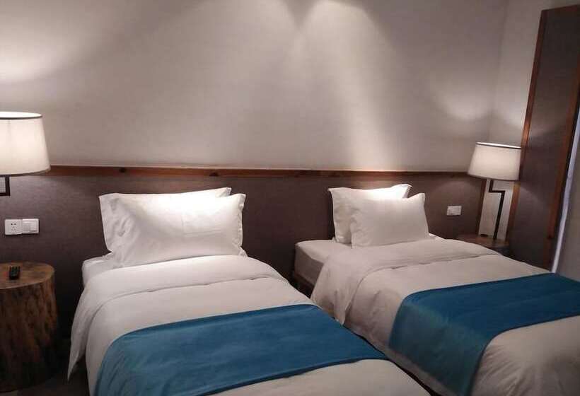 استراحتگاه Huangshan Huizhou Creek Villa
