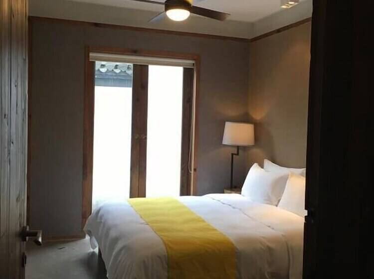 استراحتگاه Huangshan Huizhou Creek Villa