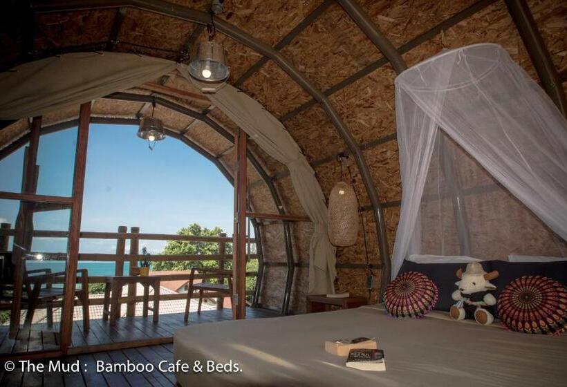 リゾートホテル The Mud Eco