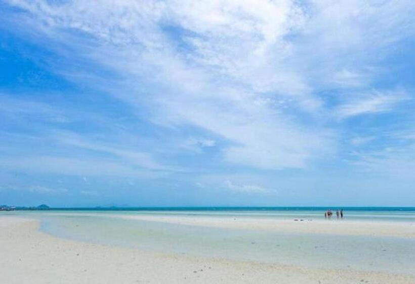 リゾートホテル The Mud Eco