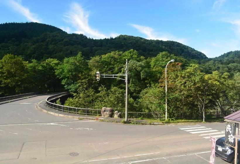 Ryokan Drive Inn Keigetsu