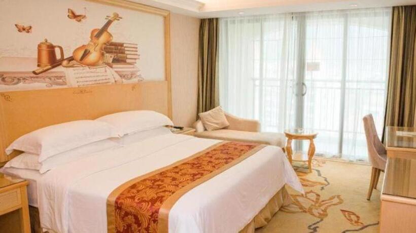 Vienna Classic Hotel Qingyuan Taihe Ancient Cave Scenic Area