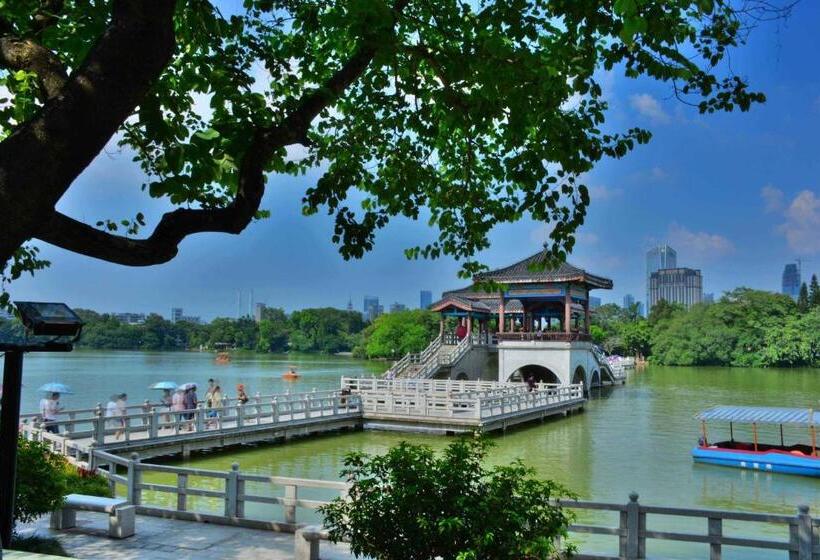 Yellow House Hostel Huizhou West Lake