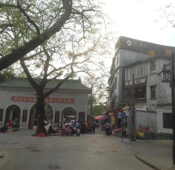 Yellow House Hostel Huizhou West Lake