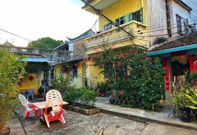 Yellow House Hostel Huizhou West Lake