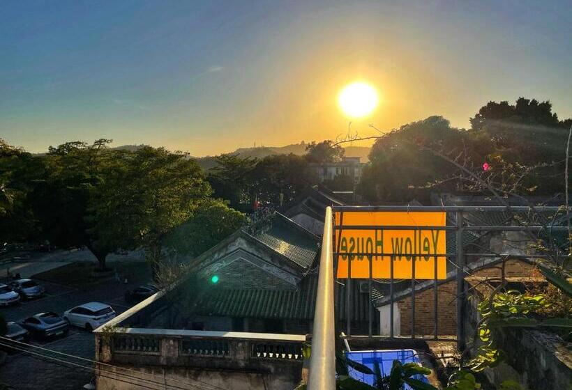 Yellow House Hostel Huizhou West Lake
