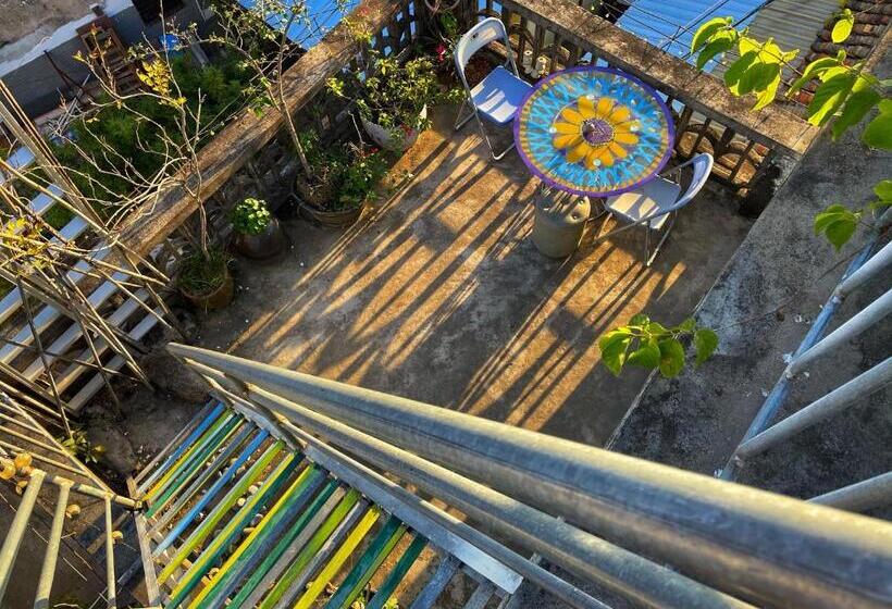 Yellow House Hostel Huizhou West Lake