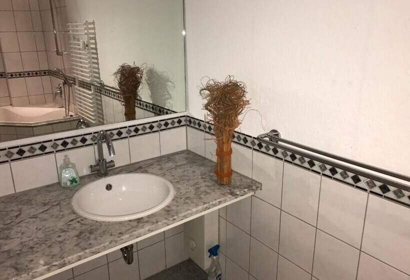 A&s Hostel Bonnerstr. 64