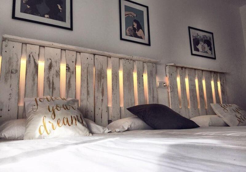 فندق صغير Hostal Ciempozuelos, Cerca Del Parque Warner Y Madrid