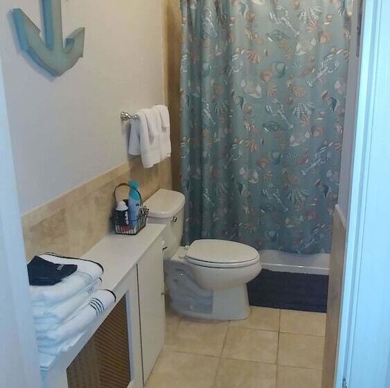 Château Sur Mer Bed & Breakfast