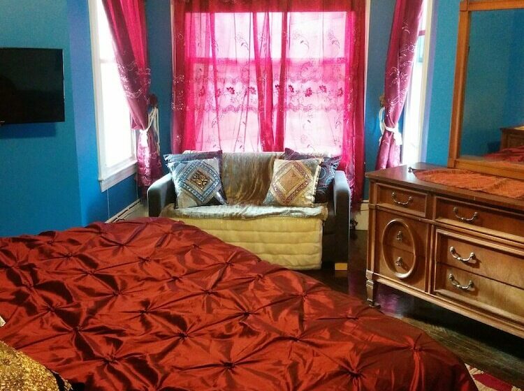 Château Sur Mer Bed & Breakfast