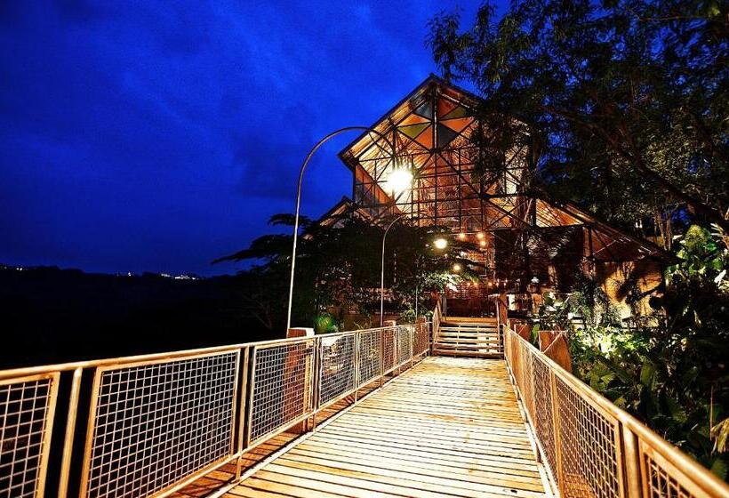 Desa Alamanis Resort Villa