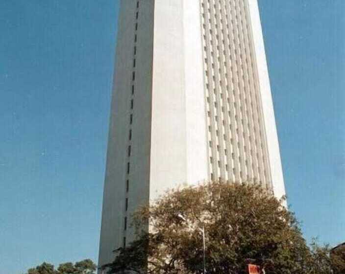 هتل A. K. International