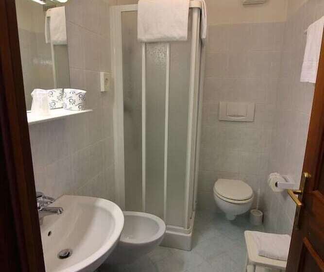 בית מלון כפרי Ai Tre Ponti