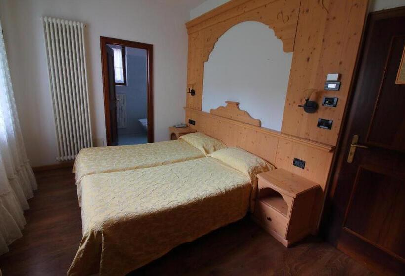 בית מלון כפרי Ai Tre Ponti